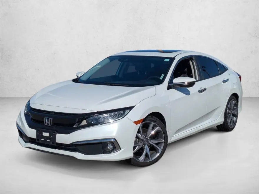 2019 Honda Civic Touring photo 1