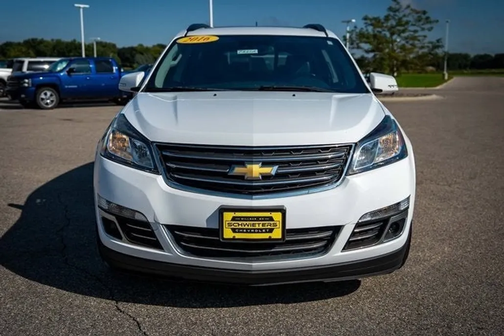 2016 Chevrolet Traverse LTZ photo 1