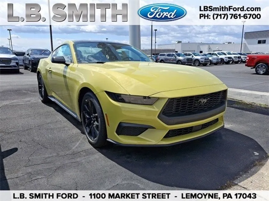 2025 Ford Mustang EcoBoost Premium photo 1