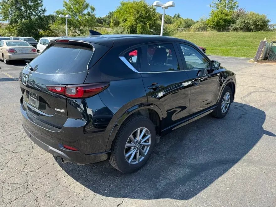 2024 Mazda CX-5 2.5 Select photo 1