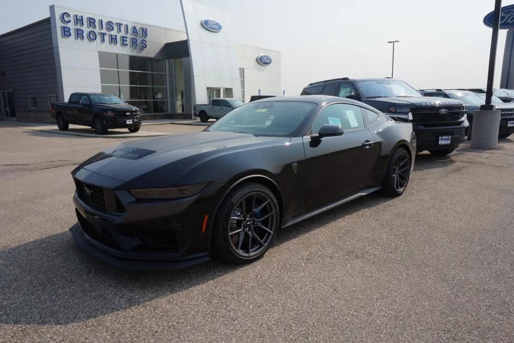 2025 Ford Mustang Dark Horse Premium photo 1
