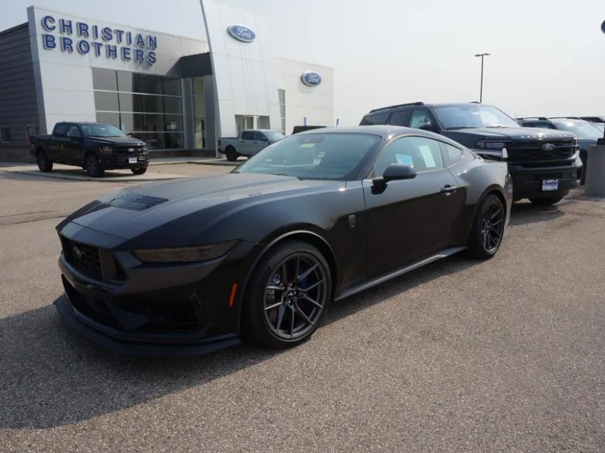 2025 Ford Mustang Dark Horse Premium photo 1