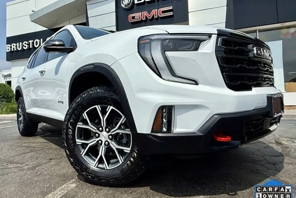 2024 Gmc Acadia AT4 photo 1