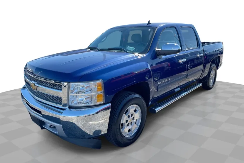 2012 Chevrolet Silverado 1500 LT photo 1