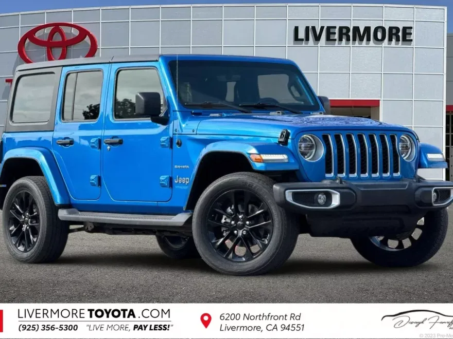 2021 Jeep Wrangler Unlimited Sahara 4xe photo 1