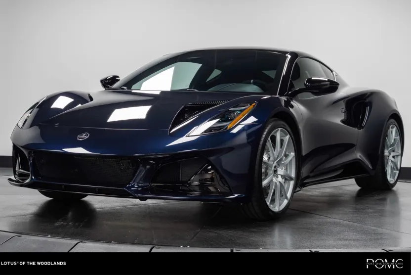 2025 Lotus Emira Base photo 1