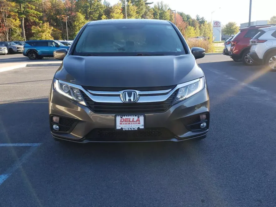 2019 Honda Odyssey EX photo 1