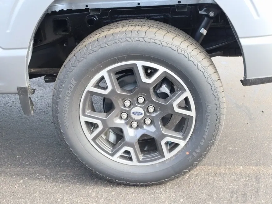 2025 Ford F-150 STX photo 16