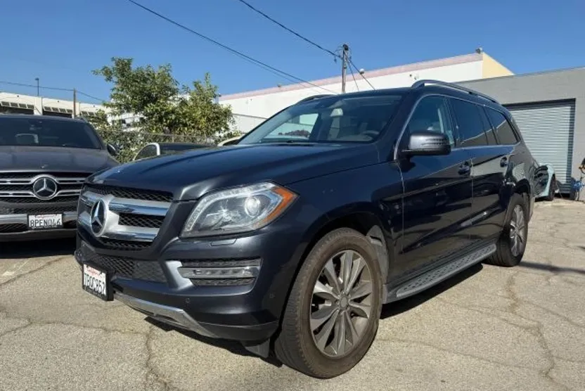 2013 Mercedes Benz GL 450 photo 1