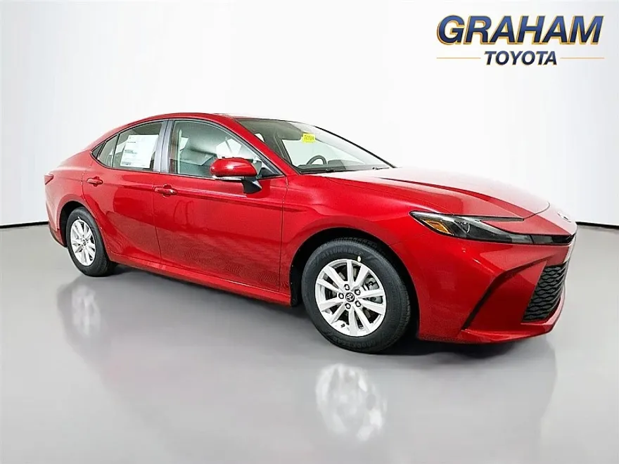 2026 Toyota Camry LE photo 1