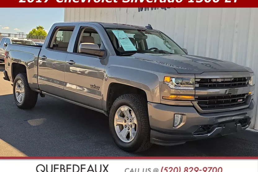 2017 Chevrolet Silverado 1500 LT photo 1