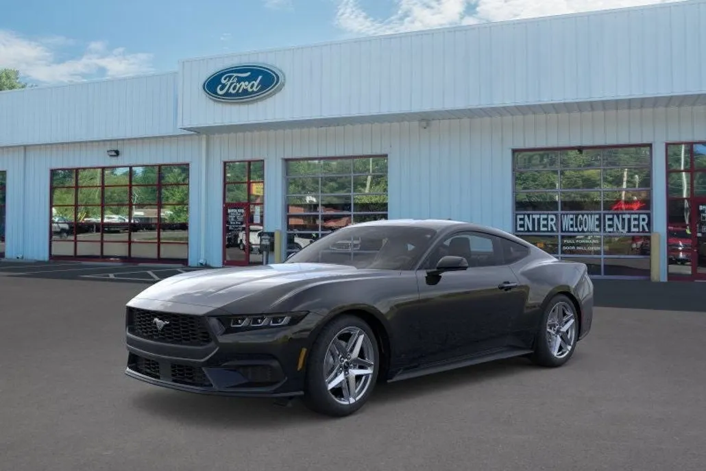 2025 Ford Mustang EcoBoost photo 1
