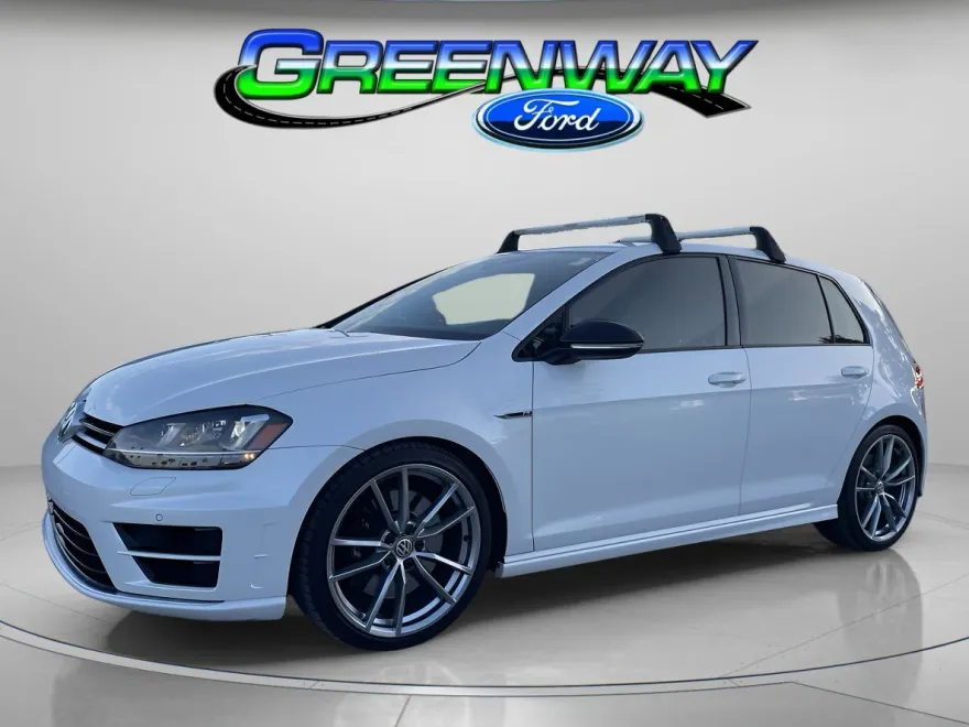 2017 Volkswagen Golf R 4Motion photo 1
