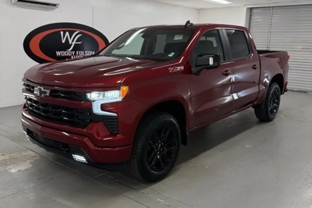 2026 Chevrolet Silverado 1500 RST photo 1