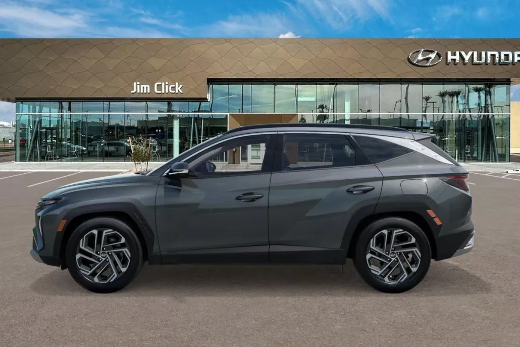 2025 Hyundai Tucson Hybrid Limited photo 1