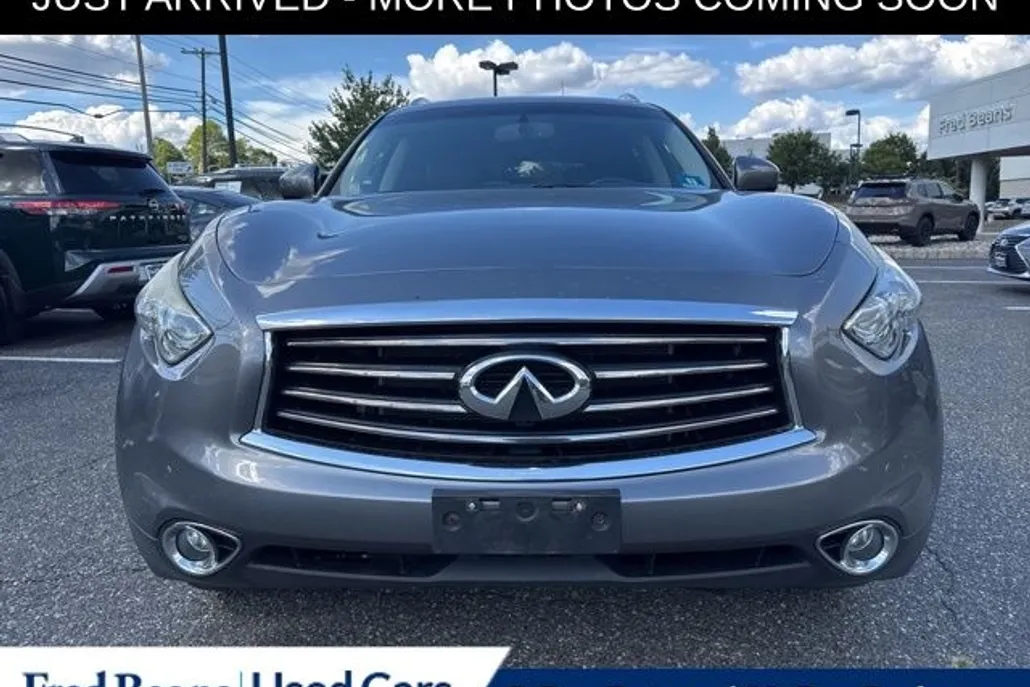 2014 Infiniti QX70 Base photo 1