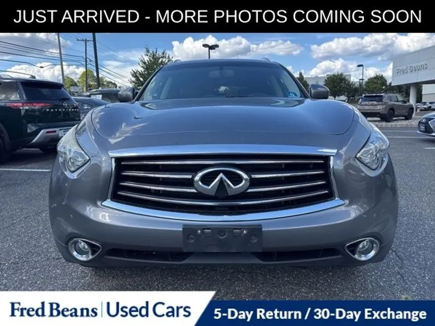 2014 Infiniti QX70 Base photo 1