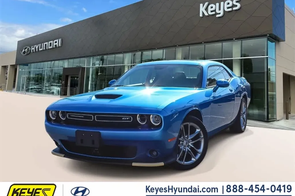 2023 Dodge Challenger GT photo 1