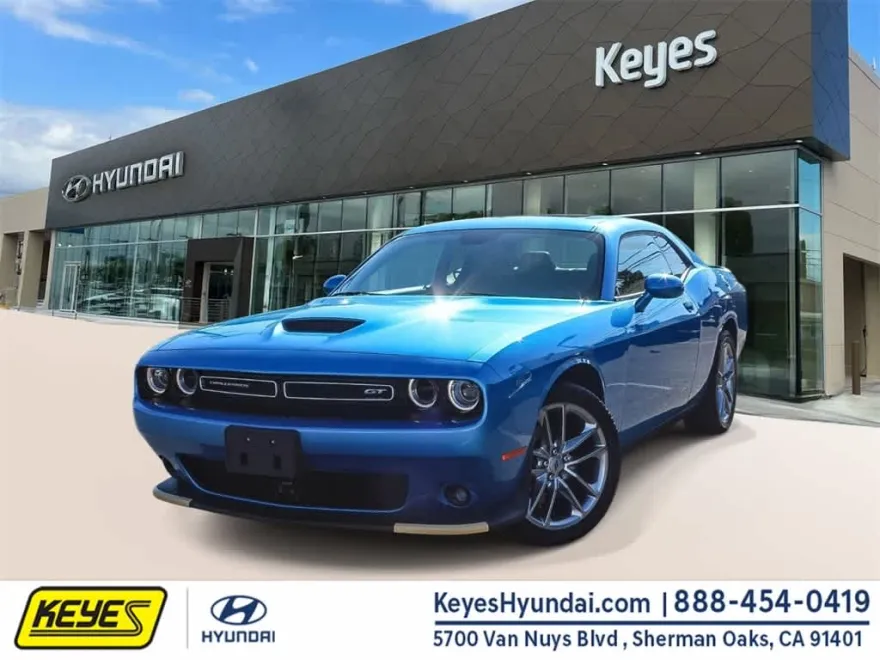 2023 Dodge Challenger GT photo 1