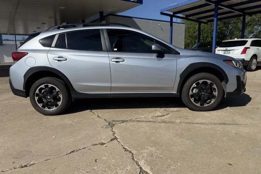 2023 Subaru Crosstrek Premium photo 1
