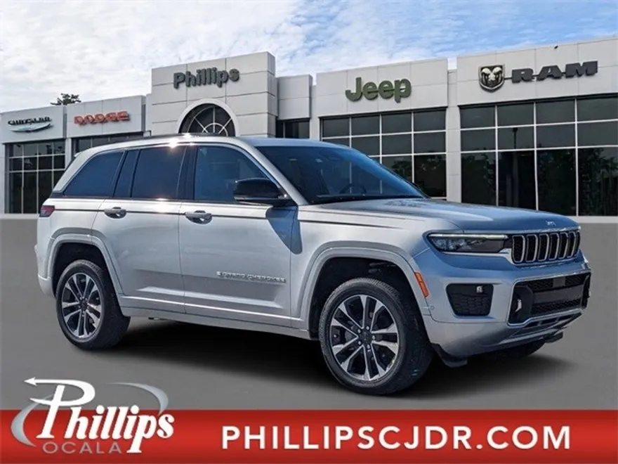 2025 Jeep Grand Cherokee Overland photo 1