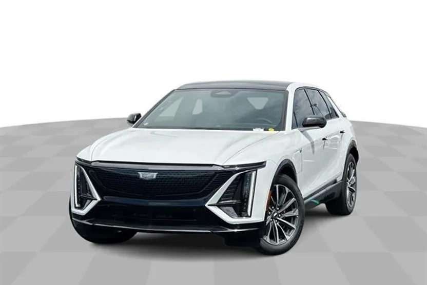 2025 Cadillac Lyriq Sport photo 1