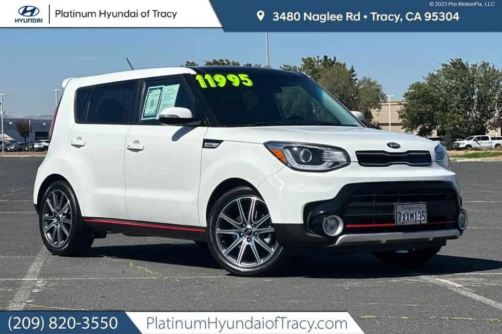 2017 Kia Soul Exclaim photo 1