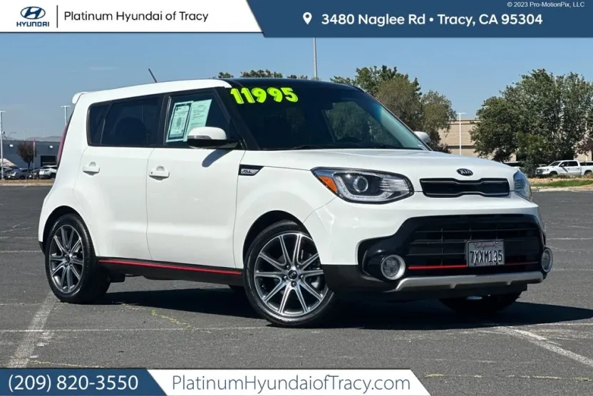 2017 Kia Soul Exclaim photo 1