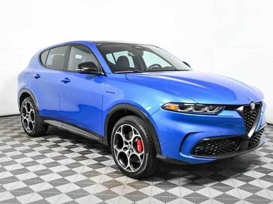 2024 Alfa Romeo Tonale Veloce photo 1