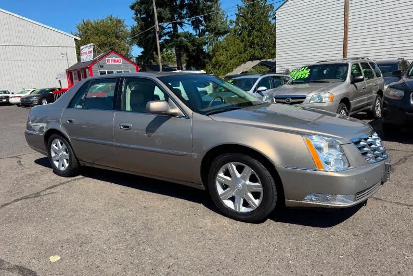 2006 Cadillac DTS Luxury I photo 1