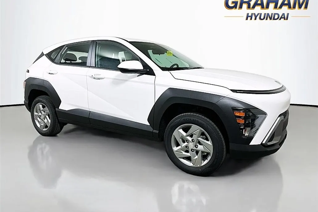 2026 Hyundai Kona SE photo 1