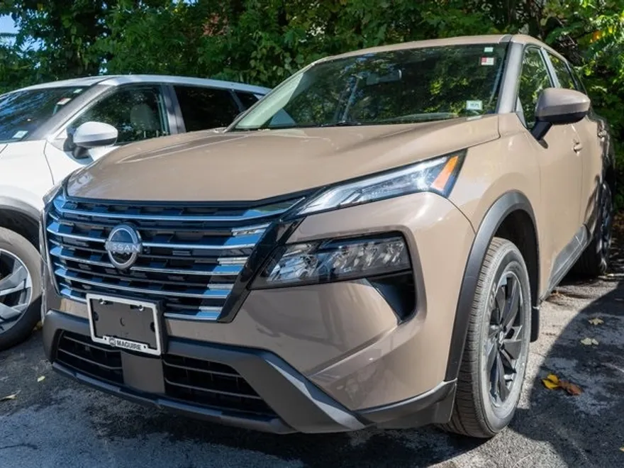 2025 Nissan Rogue SV photo 1