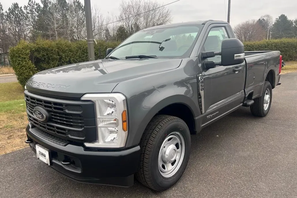 2024 Ford F-350 XL photo 1
