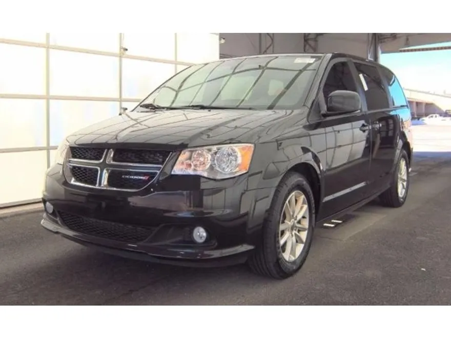 2020 Dodge Grand Caravan SE Plus photo 1