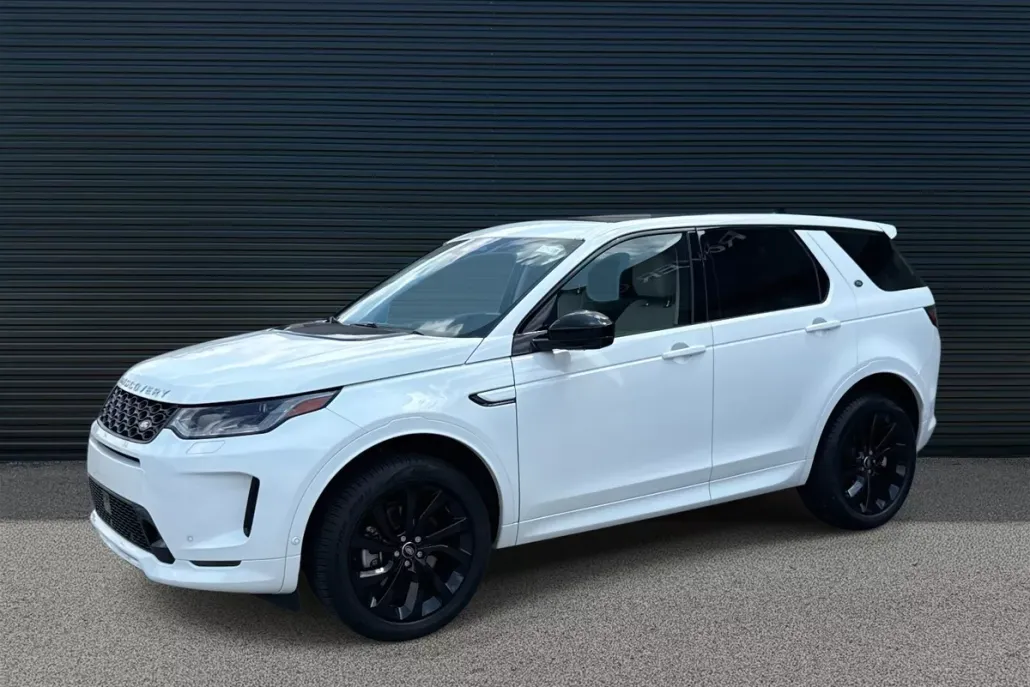 2025 Land Rover Discovery Sport S photo 1
