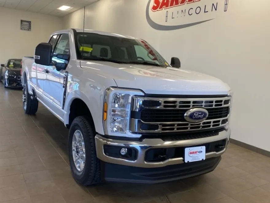 2025 Ford F-250 XLT photo 1