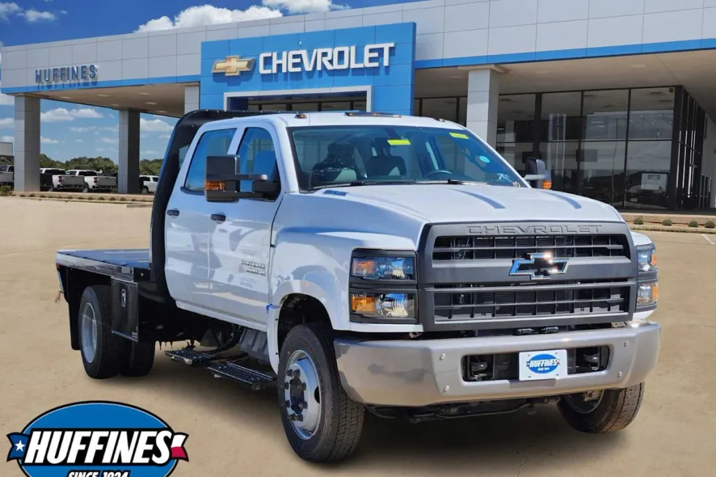 2024 Chevrolet Silverado 5500HD Work Truck photo 1