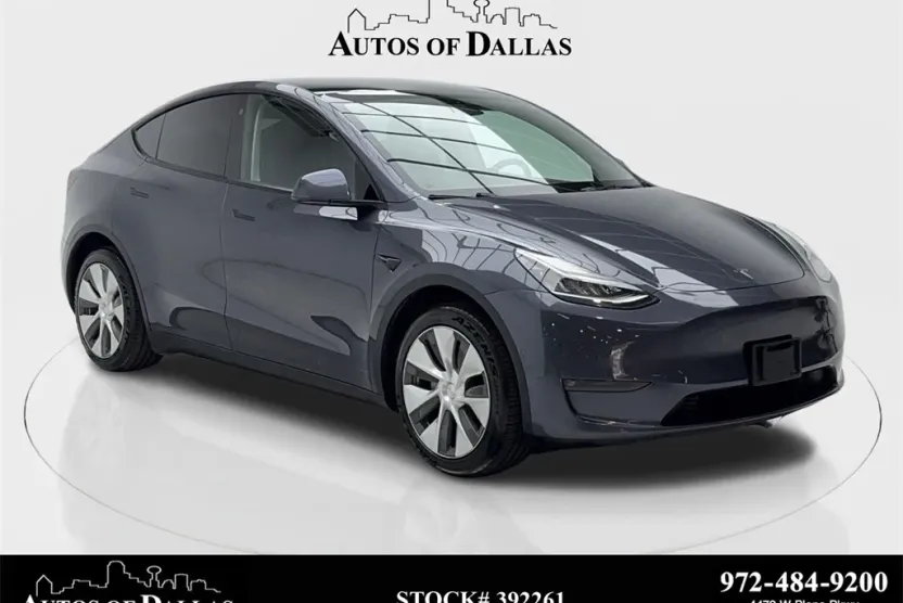 2022 Tesla Model Y Long Range photo 1
