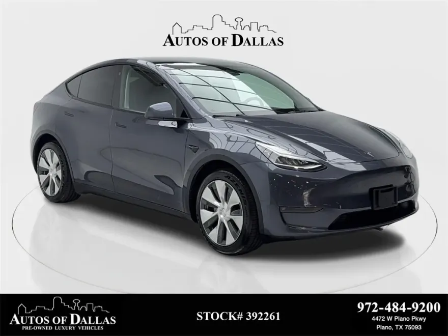 2022 Tesla Model Y Long Range photo 1