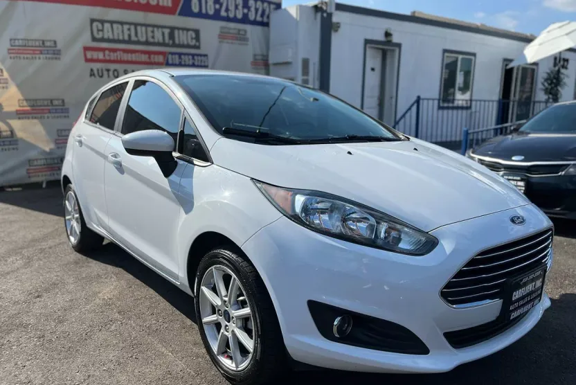 2019 Ford Fiesta SE photo 1