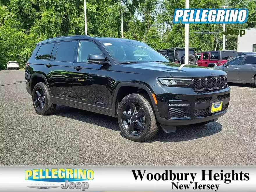 2025 Jeep Grand Cherokee Limited photo 1