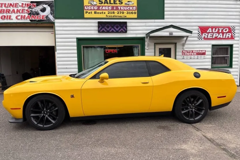 2019 Dodge Challenger R/T Scat Pack photo 1