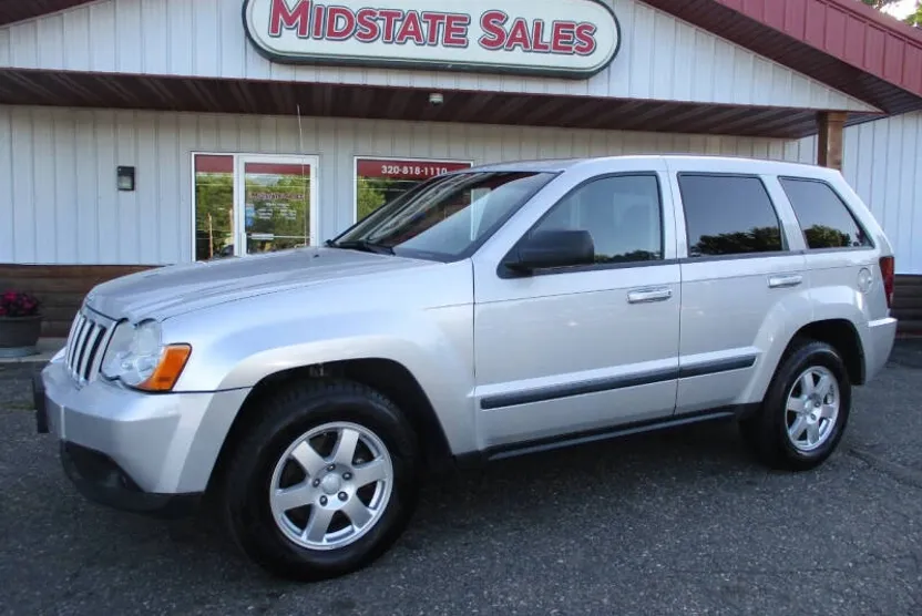 2008 Jeep Grand Cherokee Laredo photo 1