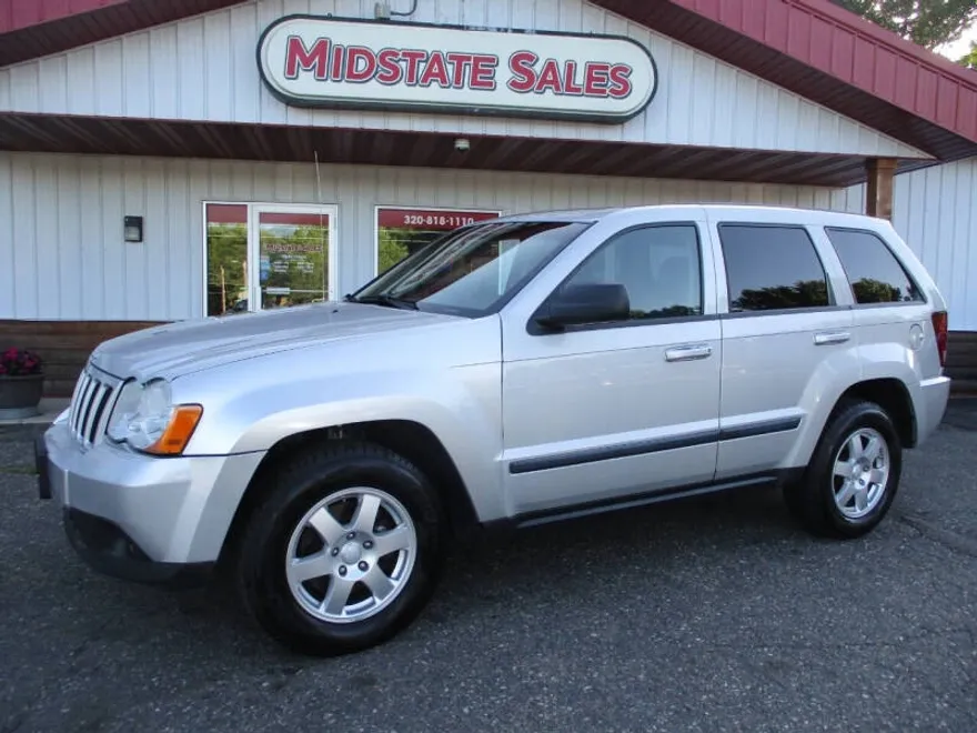 2008 Jeep Grand Cherokee Laredo photo 1