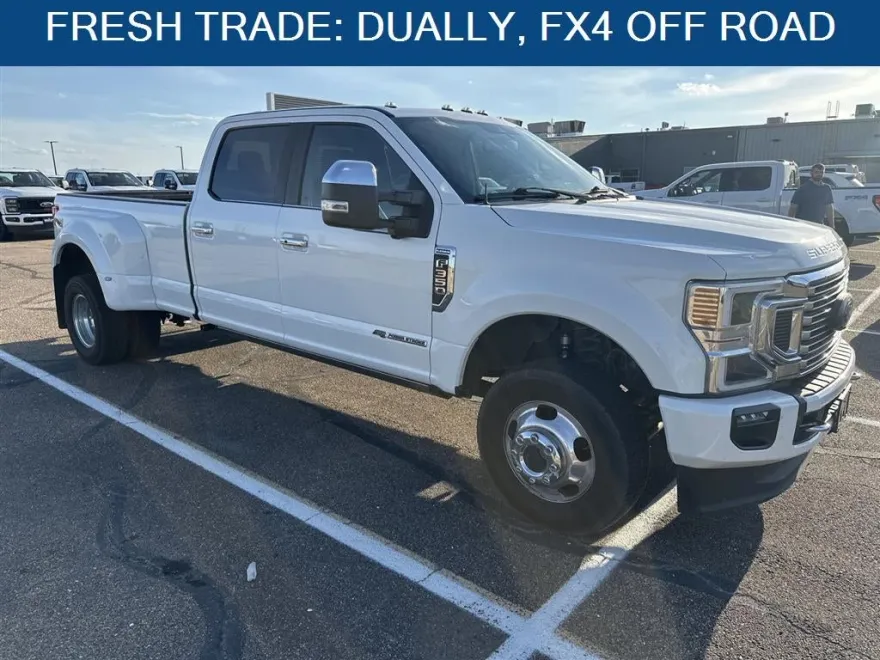 2021 Ford F-350 Platinum photo 1
