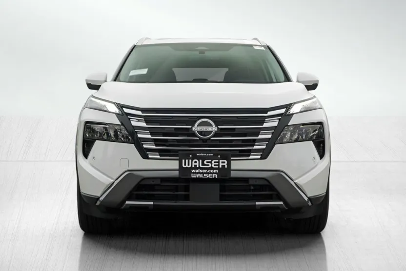 2025 Nissan Rogue SL photo 1