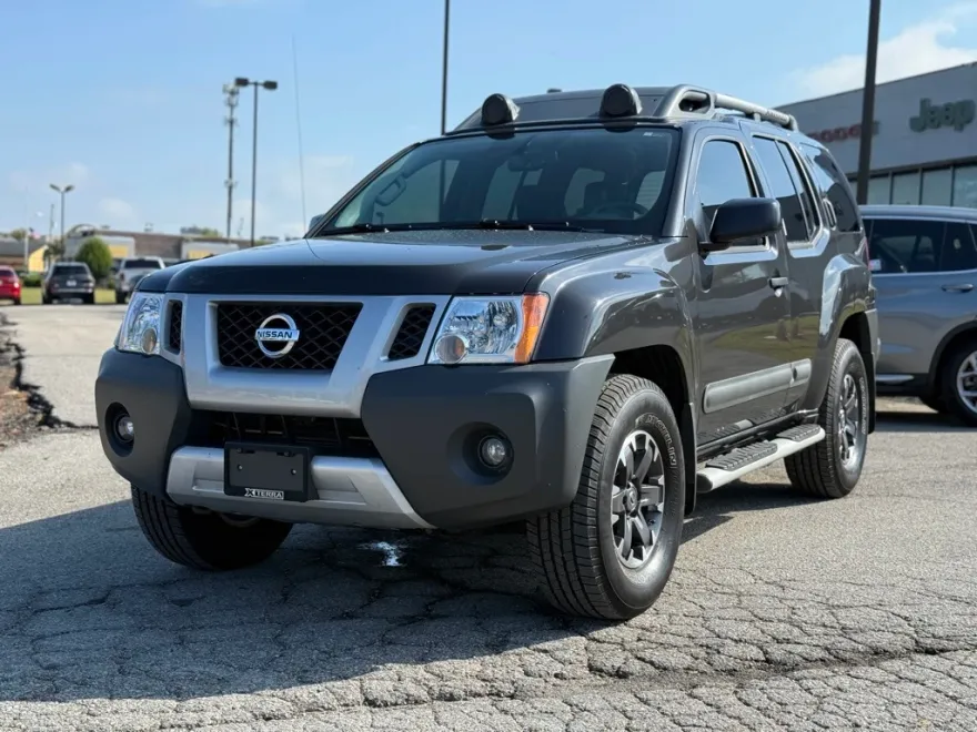 2015 Nissan Xterra PRO-4X photo 1