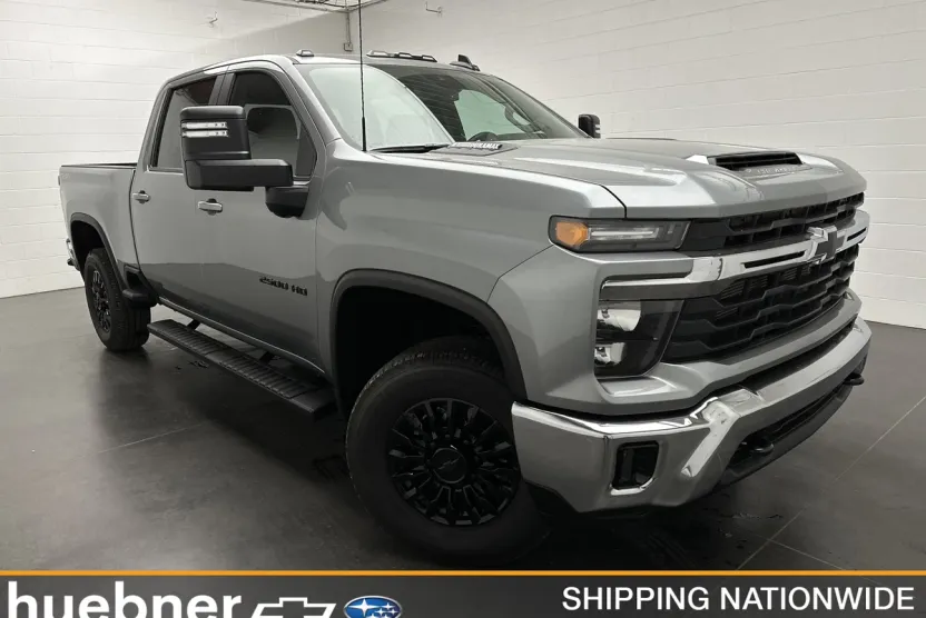 2024 Chevrolet Silverado 2500HD LT photo 1