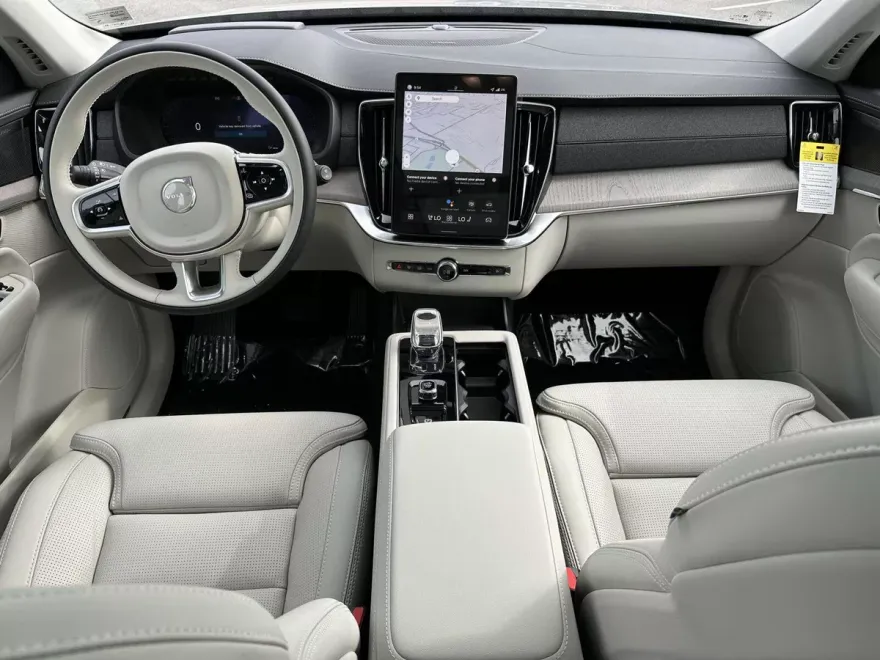 2026 Volvo XC90 photo 1