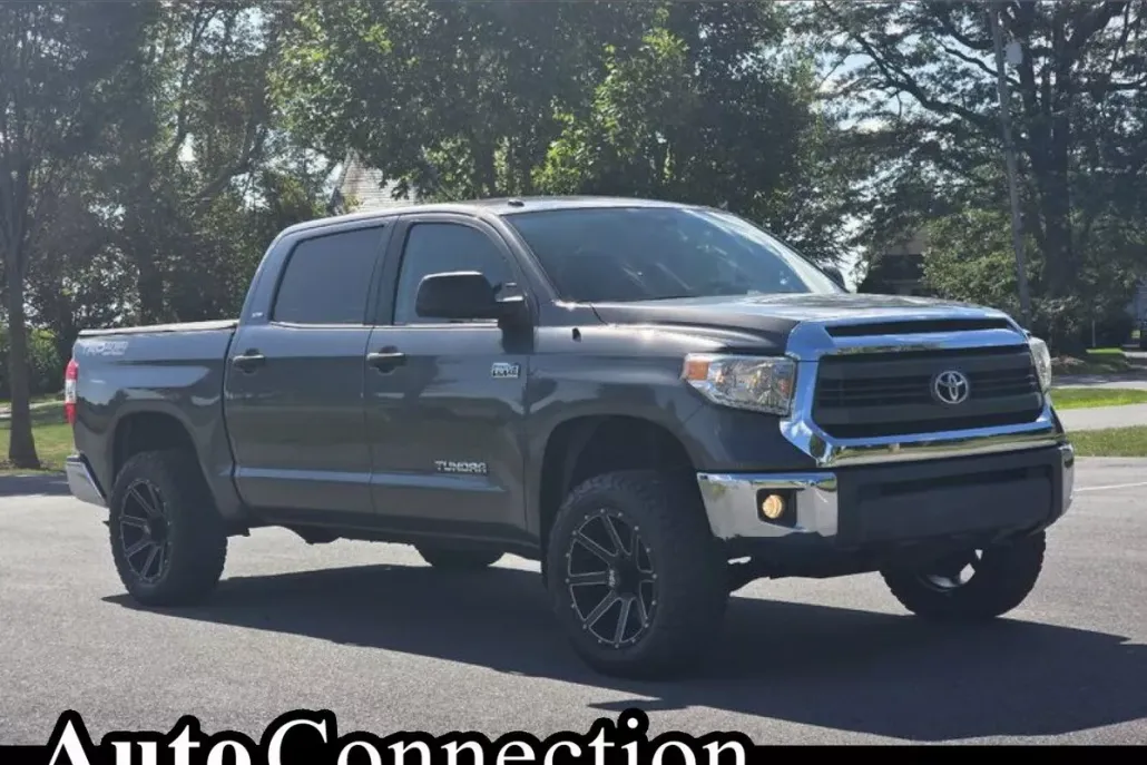 2014 Toyota Tundra SR5 photo 1